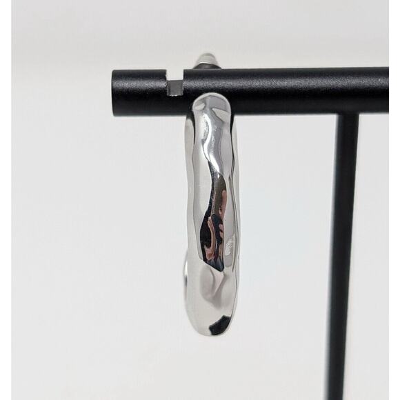 Linea Louis Dell'Olio Black Triple Cord Silver Tone Necklace Earrings Set - Picture 10 of 14